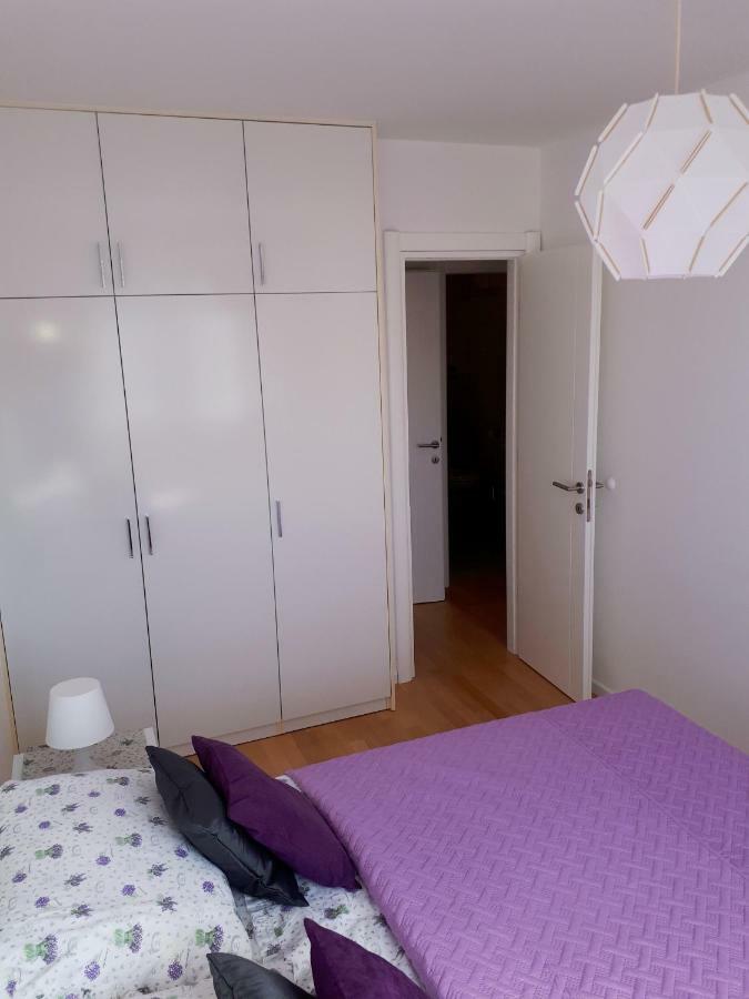 Mariloo Apartment Split Exterior photo