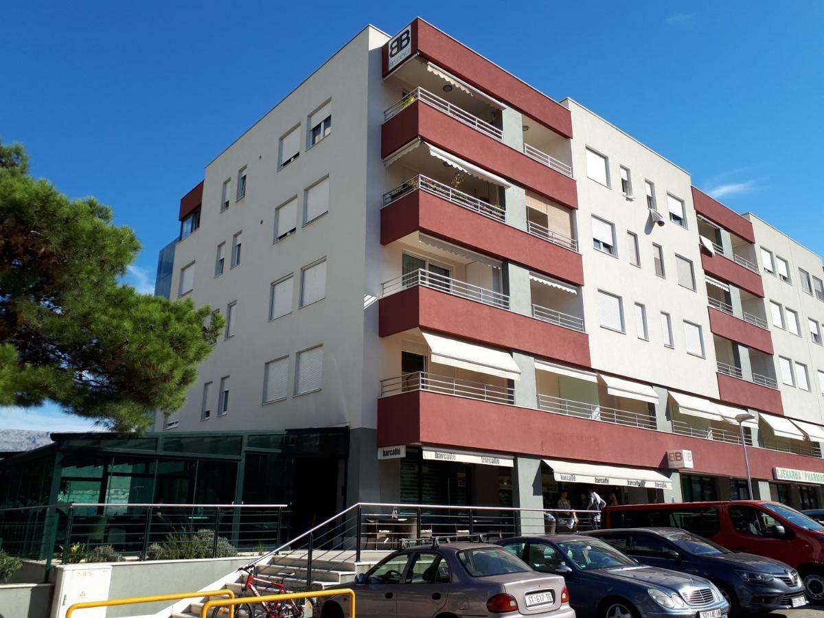 Mariloo Apartment Split Exterior photo