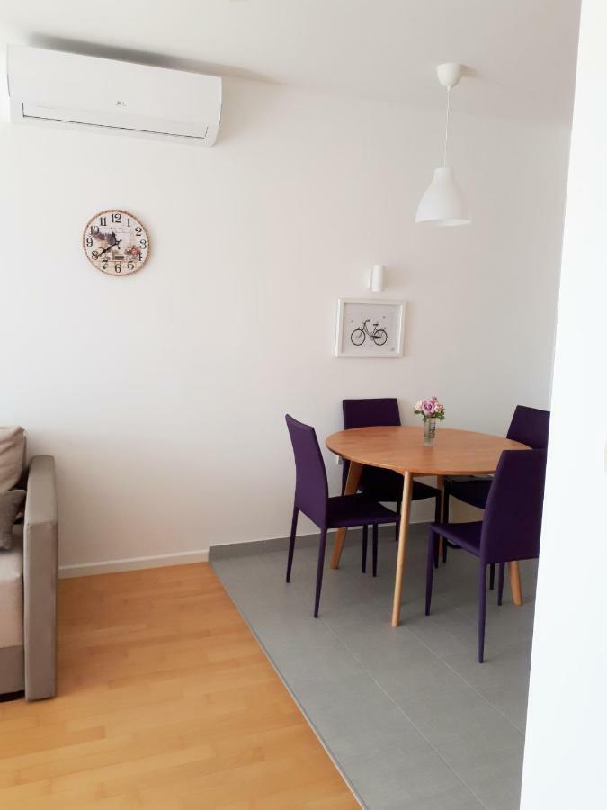 Mariloo Apartment Split Exterior photo